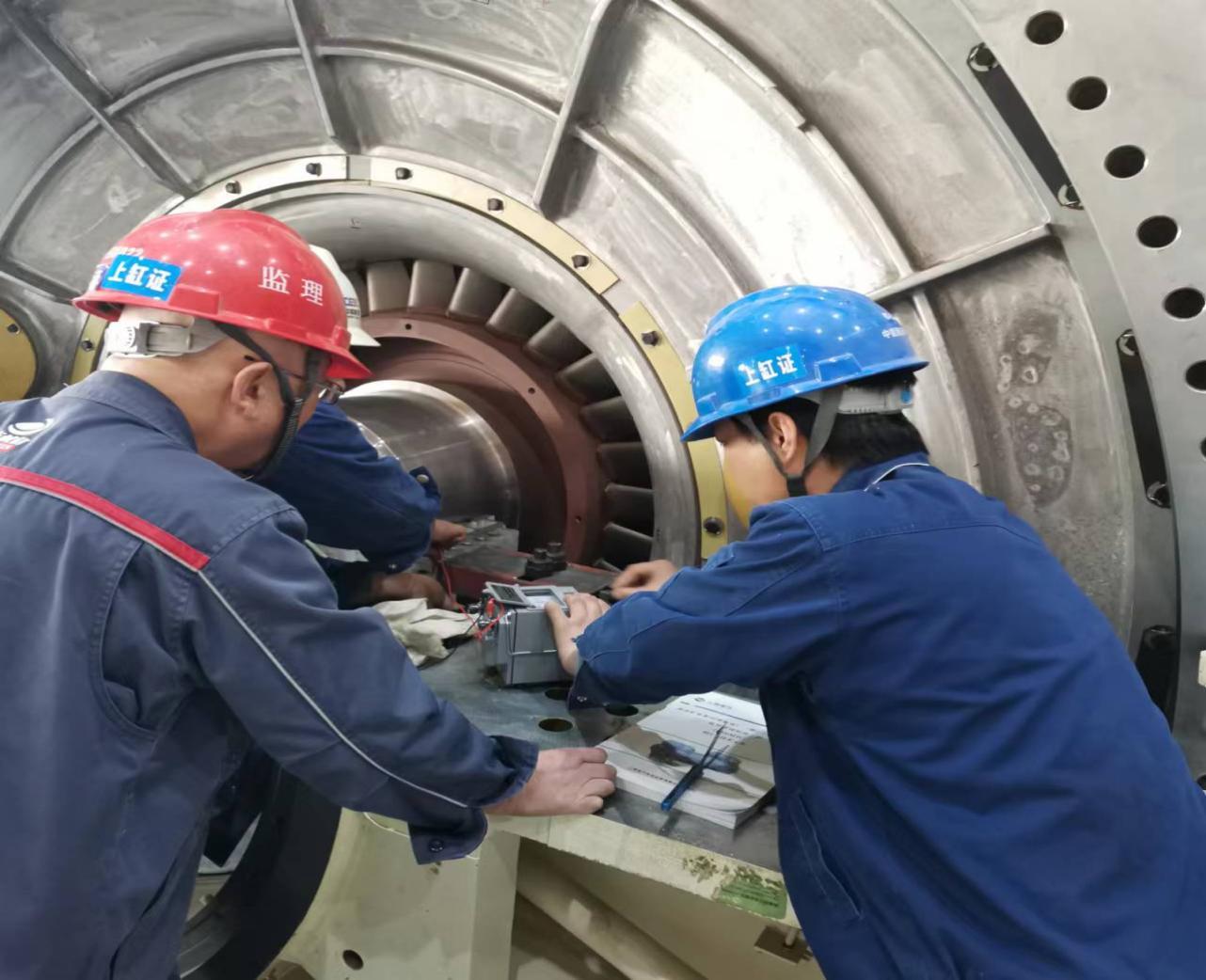 潘集電廠順利通過168小時(shí)試運(yùn) 潘集電廠順利通過168小時(shí)試運(yùn)