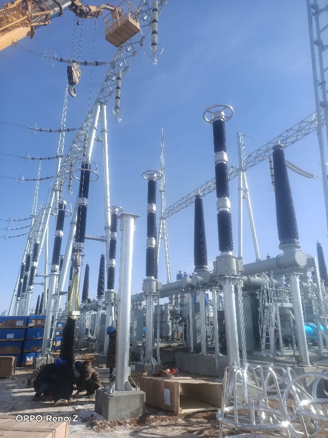 頑強(qiáng)拼搏 敬崗愛業(yè) 頂風(fēng)踏雪保帶電——龍?jiān)磁R澤板橋500MW光伏治沙項(xiàng)目 頑強(qiáng)拼搏 敬崗愛業(yè) 頂風(fēng)踏雪保帶電——龍?jiān)磁R澤板橋500MW光伏治沙項(xiàng)目